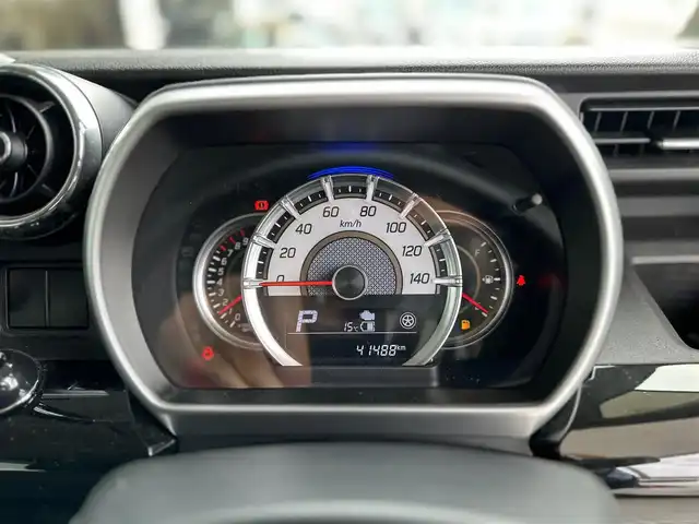 スズキ スペーシア カスタム HYBRID XS 京都府 2018(平30)年 4.2万km ピュアホワイトP スズキセーフティサポート/・デュアルセンサーブレーキサポート/・車線逸脱警報機能/・先行車発進お知らせ機能/・後退時ブレーキサポート/・ふらつき警報機能/・ハイビームアシスト/・後方誤発進抑制機能/KENWOODメモリーナビ、地デジ、Bluetooth/運転席シートヒーター/前後ドライブレコーダー/バックカメラ/LEDヘッドランプ/純正15インチアルミホイール