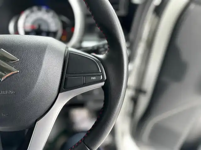 スズキ スペーシア カスタム HYBRID XS 京都府 2018(平30)年 4.2万km ピュアホワイトP スズキセーフティサポート/・デュアルセンサーブレーキサポート/・車線逸脱警報機能/・先行車発進お知らせ機能/・後退時ブレーキサポート/・ふらつき警報機能/・ハイビームアシスト/・後方誤発進抑制機能/KENWOODメモリーナビ、地デジ、Bluetooth/運転席シートヒーター/前後ドライブレコーダー/バックカメラ/LEDヘッドランプ/純正15インチアルミホイール