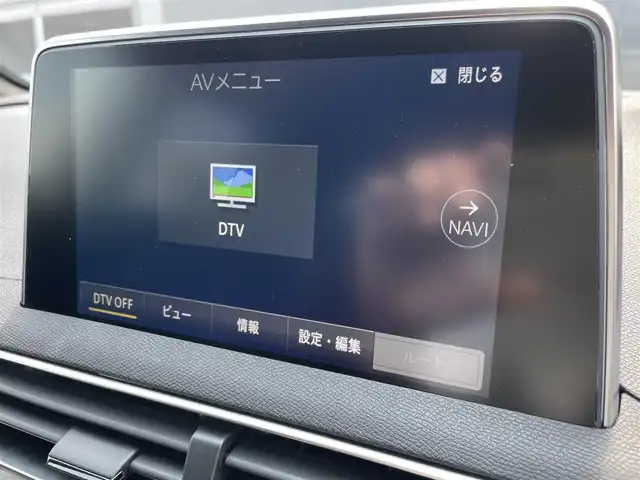 プジョー ３００８ GT ブルー HDi 滋賀県 2019(平31)年 4.4万km BLANC NACRE ファーストクラスパッケージ/・パノラミックガラスルーフ/・フロント360度カメラ/・パークアシスト/・マルチポイントランバーサポート/・運転席メモリー付き電動シート/・前席シートヒーター/ハーフレザーシート/オートテールゲート/純正ナビ/（USB/BT/CarPlay)/アダプティブクルーズコントロール/レーンキープアシスト/ブラインドスポットモニター/パーキングセンサー/インテリジェントハイビーム/ワイヤレス充電/スマートキー/ETC/フルLEDヘッドライト/純正18インチAW
