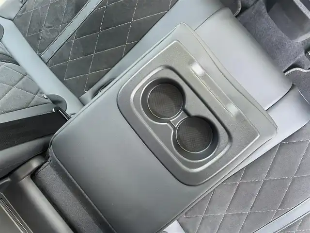 プジョー ３００８ GT ブルー HDi 滋賀県 2019(平31)年 4.4万km BLANC NACRE ファーストクラスパッケージ/・パノラミックガラスルーフ/・フロント360度カメラ/・パークアシスト/・マルチポイントランバーサポート/・運転席メモリー付き電動シート/・前席シートヒーター/ハーフレザーシート/オートテールゲート/純正ナビ/（USB/BT/CarPlay)/アダプティブクルーズコントロール/レーンキープアシスト/ブラインドスポットモニター/パーキングセンサー/インテリジェントハイビーム/ワイヤレス充電/スマートキー/ETC/フルLEDヘッドライト/純正18インチAW