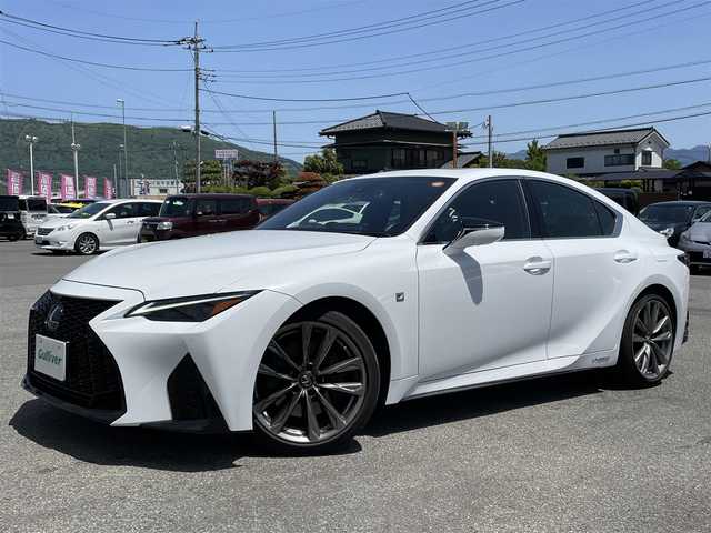 レクサス ＩＳ 300h Fスポーツ 山梨県 2021(令3)年 2.3万km ホワイトノーヴァガラスフレーク サンルーフ/黒革シート/純正メモリナビ/純正CD/Bluetooth接続/フルセグTV/全方位カメラ/ETC/前後ドライブレコーダー/前席パワーシート/前席シートヒーター/ステアリングヒーター/パドルシフト/レーダークルーズコントロール/取扱説明書/保証書