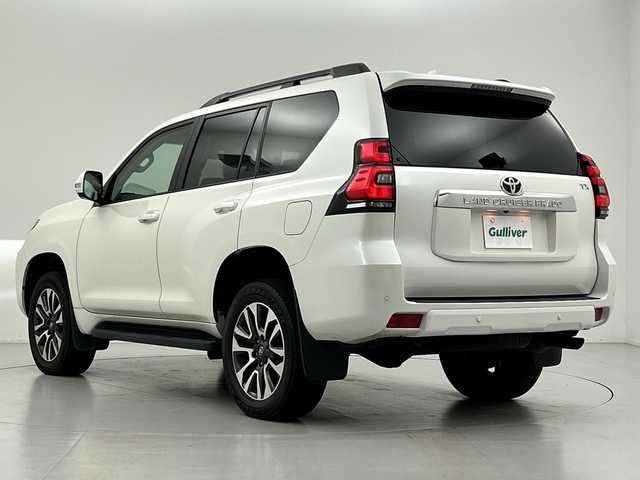トヨタ ランドクルーザー プラド TX Lパッケージ 愛知県 2023(令5)年 4.9万km ホワイトパールクリスタルシャイン 純正メモリナビ/・フルセグ/・Bluetooth/・AppleCarPlay/・AndroidAuto/トヨタセーフティセンス/　・プリクラッシュセーフティ/　・レーンディパーチャーアラート/　・オートマチックハイビーム/　・レーダークルーズコントロール/サンルーフ/パノラミックビューモニター/バックカメラ/LEDオートライト/フォグランプ/レザーシート/パワーシート/シートヒーター　/エアシート　/純正19インチアルミホイール　/ブラインドスポットモニター/パーキングサポートブレーキ/ルーフレール/クリアランスソナー/スマートキー/ビルドインETC2.0/ヘッドライトウォッシャー/スペアキー