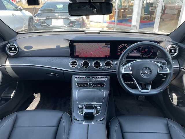 メルセデス・ベンツ Ｅ２５０ アバンギャルド スポーツ 三重県 2018(平30)年 1.9万km セレナイトグレー レザーパッケージ/・ナッパ革シート/・全席シートヒーター/・エアバランスパッケージ/・Burmesterサラウンドサウンドシステム/レーダーセーフティパッケージ/・アクティブディスタンスアシストディストロニック/・アクティブレーンチェンジアシスト/・アクティブエマージェンシーストップアシスト/・アクティブブラインドスポットアシスト/・アクティブレーンキーピングアシスト/・渋滞時緊急ブレーキ機能/・PRE-SAFEインパルスサイド/・PRE-SAFEプラス/・ステアリングパイロット/・アクティブブレーキアシスト/・緊急回避補助システム/・トラフィックサインアシスト/・PRE-SAFE/・PRE-SAFEサウンド/ターボ/純正HDDナビ/フルセグTV/【SD/Bluetooth/USB】/360°カメラシステム/ビルトインETC/ドライブレコーダー/パワートランクリッド/フットトランクオープナー/マルチビームLEDヘッドランプ/アダプティブハイビームアシストプラス/フロント245/40R19インチ純正AW/リア275/35R19インチ純正AW/プッシュスタート/スマートキー/スペアキー/純正フロアマット
