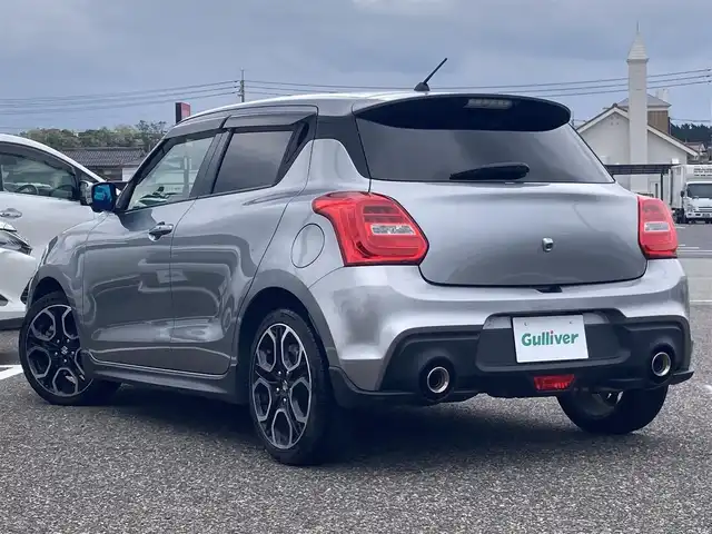 スズキ スイフト スポーツ セーフティPKG 島根県 2018(平30)年 5.9万km プレミアムシルバーメタリック 社外SDナビ(CD/DVD/BT/フルセグ)/バックカメラ/ETC/衝突被害軽減ブレーキ/車線逸脱警告/クルーズコントロール/オートライト/パドルシフト/運転席シートヒーター/取扱説明書/保証書/スペアキー×1