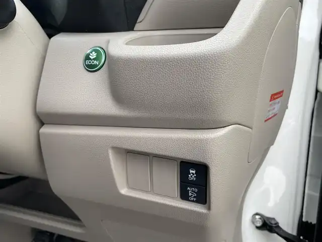 ホンダ Ｎ ＷＧＮ G ターボパッケージ 鳥取県 2016(平28)年 5.8万km プレミアムホワイトパールⅡ ターボ/純正ナビ／ＴＶ／ＣＤ／ＢＴ/バックカメラ・ＥＴＣ/ドライブレコーダー/キセノンライト/レザー調シートカバー/プッシュスタート/純正アルミホイール/アイドリングストップ/電動格納ミラー/オートライト/フロアマット/ドアバイザー