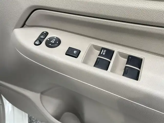 ホンダ Ｎ ＷＧＮ G ターボパッケージ 鳥取県 2016(平28)年 5.8万km プレミアムホワイトパールⅡ ターボ/純正ナビ／ＴＶ／ＣＤ／ＢＴ/バックカメラ・ＥＴＣ/ドライブレコーダー/キセノンライト/レザー調シートカバー/プッシュスタート/純正アルミホイール/アイドリングストップ/電動格納ミラー/オートライト/フロアマット/ドアバイザー