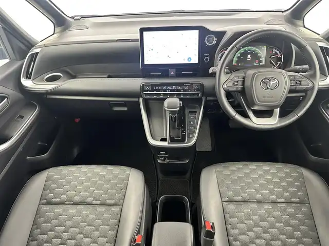 トヨタ ヴォクシー S－Z 愛知県 2022(令4)年 4.1万km パール 10.5型ディスプレイオーディオ/フリップダウンモニター/デジタルインナーミラー/バックカメラ　/ＥＴＣ２．０　/ハーフレザーシート/シートヒーター　/ステアリングヒーター　/追従式クルーズコントロール/前後ドライブレコーダー　/ＬＥＤライト　/フルセグTV　/アルミホイール