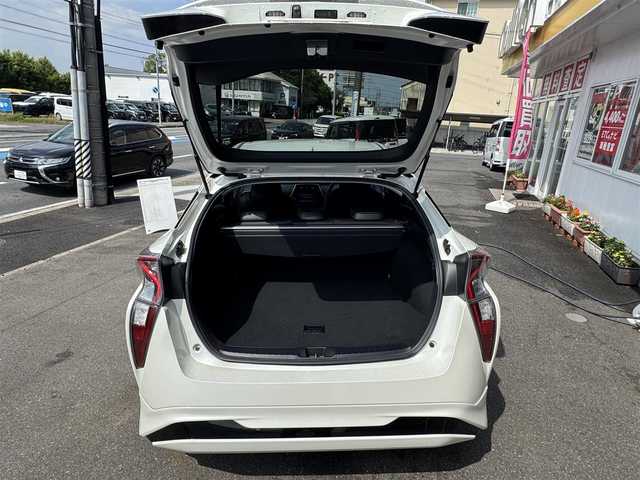 トヨタ プリウス S ツーリングセレクション 愛知県 2016(平28)年 14.6万km ホワイトパールクリスタルシャイン ユーザー買取車/禁煙車/モデリスタエアロ　F.S.Rアンダー/純正ナビ/フルセグTV DSZT-YC4T/黒革シート/バックカメラ/ビルトインETC/純正リモコンエンジンスターター/取説/手帳/保証書/D/N席　シートヒーター