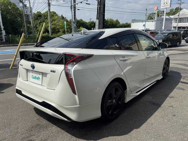トヨタ プリウス S ツーリングセレクション 愛知県 2016(平28)年 14.6万km ホワイトパールクリスタルシャイン ユーザー買取車/禁煙車/モデリスタエアロ　F.S.Rアンダー/純正ナビ/フルセグTV DSZT-YC4T/黒革シート/バックカメラ/ビルトインETC/純正リモコンエンジンスターター/取説/手帳/保証書/D/N席　シートヒーター