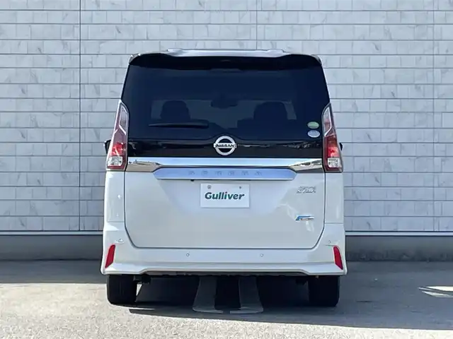 日産 セレナ ハイウェイスター プロパイロットED 福岡県 2016(平28)年 5.6万km ブリリアントホワイトパール 2トーン プロパイロット純正9型ナビゲーション（CD/DVD/フルセグ/BT)両側パワースライドドアエマージェンシーブレーキレーンキープアシストバックカメラLEDヘッドライト/オートライト純正AWプッシュスタートETC