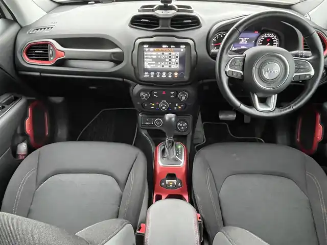 クライスラー・ジープ ジープ レネゲード トレイルホーク 静岡県 2020(令2)年 3.4万km 白 U connectナビフルセグTV Bluetooth/バックカメラ/レーンセンス BSM/ヒルアシスト/純正ルーフラック THULEキャリア/ドアハンドルカバー/クォーターガラスカバー/LEDヘッドライト/レインセンサー /フェンダーマーカー カバー/前後ドライブレコーダー/DSRCETC