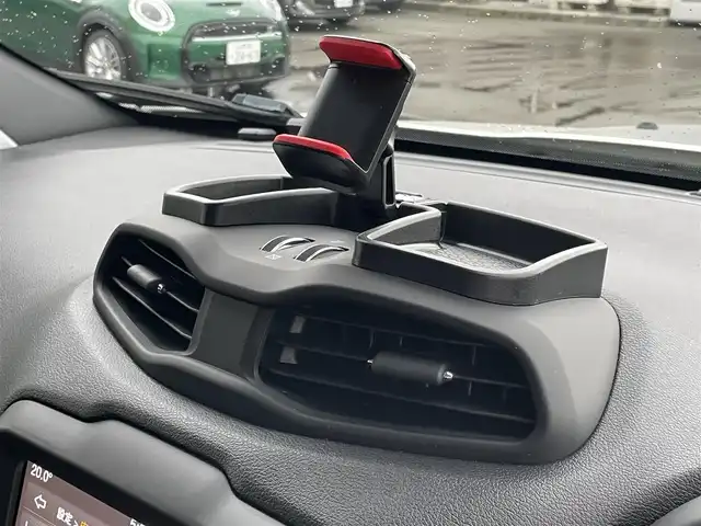 クライスラー・ジープ ジープ レネゲード トレイルホーク 静岡県 2020(令2)年 3.4万km 白 U connectナビフルセグTV Bluetooth/バックカメラ/レーンセンス BSM/ヒルアシスト/純正ルーフラック THULEキャリア/ドアハンドルカバー/クォーターガラスカバー/LEDヘッドライト/レインセンサー /フェンダーマーカー カバー/前後ドライブレコーダー/DSRCETC