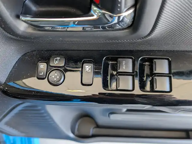 スズキ スペーシア カスタム HYBRID XS ターボ 栃木県 2021(令3)年 9.4万km ブリスクブルーメタリック/ブラック2トーンルーフ (株)IDOMが運営する【じしゃロン宇都宮店】の自社ローン対象車両になります。こちらは現金またはオートローンご利用時の価格です。自社ローンご希望の方は別途その旨お申付け下さい/社外SDナビ/両側パワースライドドア/衝突軽減システム/クルーズコントロール/レーンキープアシスト/コーナーセンサー/全方位カメラ/シートヒーター/ハーフレザーシート/ETC/スマートキー/プッシュスタート/純正15インチAW