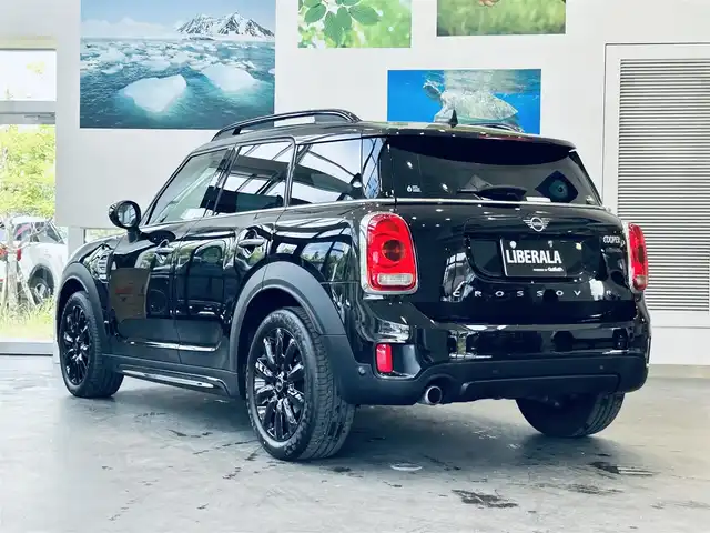 ＭＩＮＩ ミニ クロスオーバー クーパー D コーンウォールED 大阪府 2020(令2)年 1.6万km ミッドナイト・ブラック・メタリック ペッパーP/インテリジェントセーフティ/ワンオーナー/ハーフレザー/HUD/純正ナビ/バックカメラ/純正18インチAW/LEDヘッドライト/電動リアゲート/クリアランスソナー/ETC/ドラレコ
