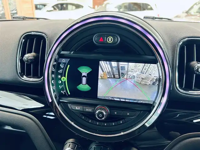 ＭＩＮＩ ミニ クロスオーバー クーパー D コーンウォールED 大阪府 2020(令2)年 1.6万km ミッドナイト・ブラック・メタリック ペッパーP/インテリジェントセーフティ/ワンオーナー/ハーフレザー/HUD/純正ナビ/バックカメラ/純正18インチAW/LEDヘッドライト/電動リアゲート/クリアランスソナー/ETC/ドラレコ