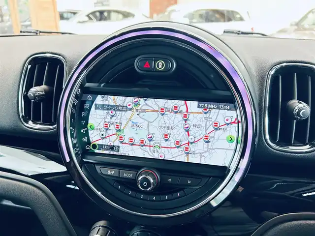 ＭＩＮＩ ミニ クロスオーバー クーパー D コーンウォールED 大阪府 2020(令2)年 1.6万km ミッドナイト・ブラック・メタリック ペッパーP/インテリジェントセーフティ/ワンオーナー/ハーフレザー/HUD/純正ナビ/バックカメラ/純正18インチAW/LEDヘッドライト/電動リアゲート/クリアランスソナー/ETC/ドラレコ