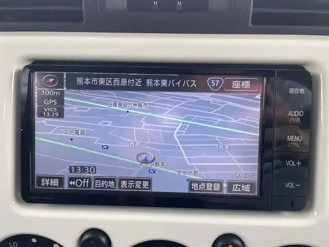 トヨタ ＦＪクルーザー 熊本県 2015(平27)年 6.7万km ホワイト 純正ナビ/（CD・DVD・フルセグTV・BTオーディオ・SD）/バックカメラ/ETC/ドライブレコーダー/HFULLCROSS・17インチAW/背面タイヤハードカバー/フォグライト/サイドステップ/ステアリングスイッチ/横滑り防止装置/純正フロアマット/純正ドアバイザー/新車保証書/取扱説明書/スペアキー×2本