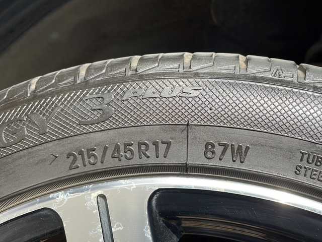 トヨタ カローラ ルミオン 1．8S エアロツアラー 青森県 2013(平25)年 11.5万km ブラキッシュレッドマイカ 4WD/社外SDナビ・フルセグTV/CD・DVD・Bluetooth・SD/バックカメラ/ETC/前方ドライブレコーダー/ワイパーデアイサー/パドルシフト/サイド・カーテンエアバッグ/スマートキー/プッシュスタート/HIDヘッドライト/フォグライト/純正エアロ/社外17インチアルミ