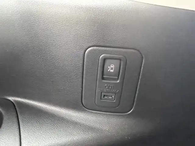 日産 セレナ ハイウェイスター 鳥取県 2016(平28)年 4.8万km マルーンレッド 2トーン エマージェンシーブレーキ/純正9型ナビ【MM516D-L】/・フルセグ/・CD/DVD/Blu-ray/・Bluetooth/全方位モニター/両側電動スライドドア/スマートキー/プッシュスタート/ETC/ドライブレコーダー/シートヒーター/オートライト/LEDヘッドライト/デジタルインナーミラー/W&サイドエアバック/カーテンエアバック/セーフティパックB/快適パック