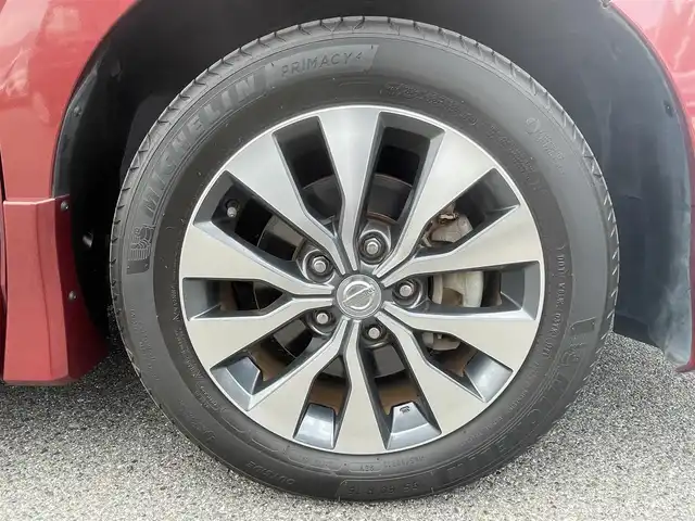 日産 セレナ ハイウェイスター 鳥取県 2016(平28)年 4.8万km マルーンレッド 2トーン エマージェンシーブレーキ/純正9型ナビ【MM516D-L】/・フルセグ/・CD/DVD/Blu-ray/・Bluetooth/全方位モニター/両側電動スライドドア/スマートキー/プッシュスタート/ETC/ドライブレコーダー/シートヒーター/オートライト/LEDヘッドライト/デジタルインナーミラー/W&サイドエアバック/カーテンエアバック/セーフティパックB/快適パック