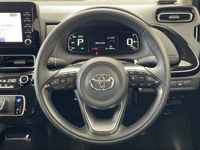 トヨタ アクア G 秋田県 2024(令6)年 2.3万km プラチナホワイトパールマイカ 4WD/純正ナビ　/AM／FM／Bluetooth/衝突被害軽減システム/バックカメラ　/寒冷地仕様/ワイパーデアイサー　/レーダークルーズコントロール　/レーンキープアシスト　/横滑り防止装置/パーキングサポートブレーキ/クリアランスソナー/先行車発進告知/ドラレコ一体型ルームミラー　/ＥＴＣ　/ＬＥＤヘッドライト　/オートマチックハイビーム/革巻きステアリング/AC100V/純正ホイールキャップ/スマートキー
