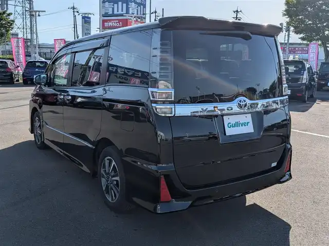 トヨタ ヴォクシー ZS 煌Ⅱ 福井県 2020(令2)年 2.8万km ブラック 純正16インチAW/両側パワースライドドア/LEDヘッドライト/クルーズコントロール/前後コーナーセンサー/ビルトインETC/衝突被害軽減システム/バックカメラ/純正SDナビ/フルセグテレビ/レーンキープアシスト/横滑り防止装置/盗難防止装置/オートマチックハイビーム/アイドリングストップ/スマートキー/ダブルエアバッグ
