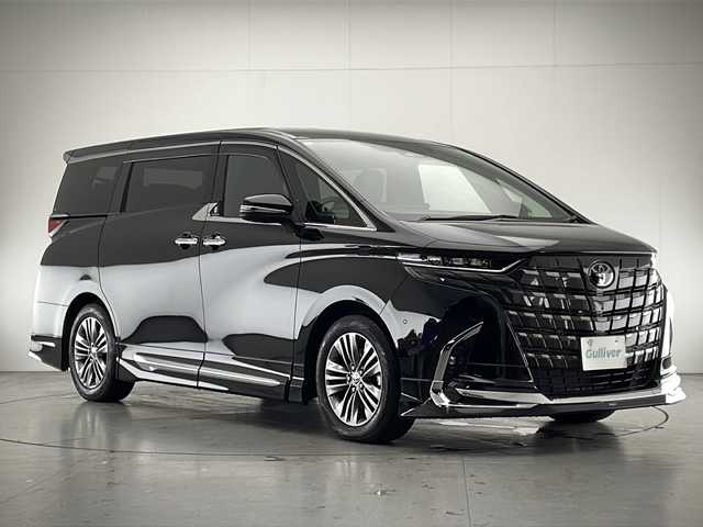トヨタ アルファード Z 熊本県 2024(令6)年 1.1万km ブラック 禁煙車/トヨタセーフティセンス/純正12.3型ディスプレイオーディオ/（T-CONNECT/Bluetooth/フルセグTV/ナビ）/純正13.2型有機EL後席ディスプレイ/純正モデリスタエアロ/純正ビルトイン2.0ETC/純正18インチアルミ/純正LEDオートライト/純正LEDフォグ/純正フロアマット/両側電動スライドドア/黒レザーシート/左右独立ムーンルーフ/パノラミックビューモニター/アダプティブクルーズコントロール/レーンディパーチャーアラート/オートマチックハイビーム/ブラインドスポットモニター/ドライバーモニター/クリアランスソナー/デジタルインナーミラー/エグゼクティブパワーシート/ウッドコンビ本革巻ハンドル/前席パワーシート/エアシート/スマートキー/プッシュエンジンスタート/スペアキー/新車時保証書/取扱い説明書