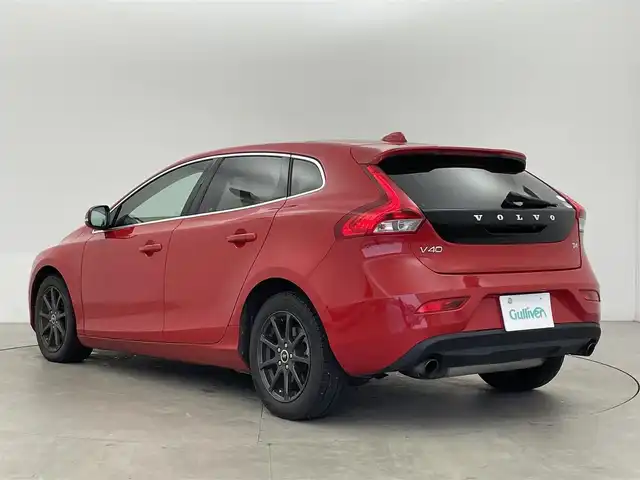 ボルボ Ｖ４０ T－4 SE 富山県 2013(平25)年 11万km 赤 パノラマガラスルーフ　/純正ナビ（ＣＤ　ＤＶＤ　ｂｌｕｅｔｏｏｔｈ）/フルセグTV/バックカメラ/前後コーナーセンサー　/ＥＴＣ　/社外前後ドラレコ（DRV-MR450)/運転席パワーシート・シートメモリー/前席シートヒーター　/オートライト/ＬＥＤヘッドライト　/社外１６インチAW/スマートキー/ＡＣＣ　/ＣｉｔｙＳａｆｅｔｙ　/ＢＬＩＳ（ブラインドスポット）　/レーンキープ/純正マット/保証書、取説