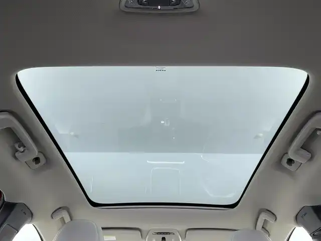 ボルボ Ｖ４０ T－4 SE 富山県 2013(平25)年 11万km 赤 パノラマガラスルーフ　/純正ナビ（ＣＤ　ＤＶＤ　ｂｌｕｅｔｏｏｔｈ）/フルセグTV/バックカメラ/前後コーナーセンサー　/ＥＴＣ　/社外前後ドラレコ（DRV-MR450)/運転席パワーシート・シートメモリー/前席シートヒーター　/オートライト/ＬＥＤヘッドライト　/社外１６インチAW/スマートキー/ＡＣＣ　/ＣｉｔｙＳａｆｅｔｙ　/ＢＬＩＳ（ブラインドスポット）　/レーンキープ/純正マット/保証書、取説