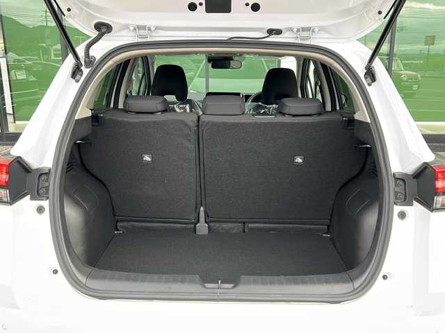 日産 ノート X 福岡県 2024(令6)年 0.5万km ピュアホワイトパール 純正9インチSDナビ/（AM/FM/BT/フルセグTV/SD）/インテリジェントエマージェンシーブレーキ/プロパイロット/バックカメラ/アイドリングストップ/プッシュスタートボタン/スマートキー/スペアキー1本/フロアマット/純正LEDヘッドライト/16インチアルミホイール/コーナーセンサー/横滑り防止装置/衝突被害軽減システム/車線逸脱警報システム/盗難防止システム/オートマチックハイビーム/ETC