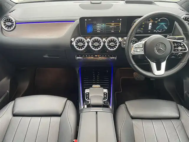 メルセデス・ベンツ Ｂ１８０ 静岡県 2019(令1)年 1万km デニムブルー レザーエクスクルーシブ/アドバンスパッケージ/MBUXナビフルセグTV Bluetooth/全方位カメラ/ブラックレザーシートシートヒーター /前席メモリーパワーシート/アンビエントライト /パワーバックドア /ドライブレコーダー/ワイヤレス充電/DSRCETC