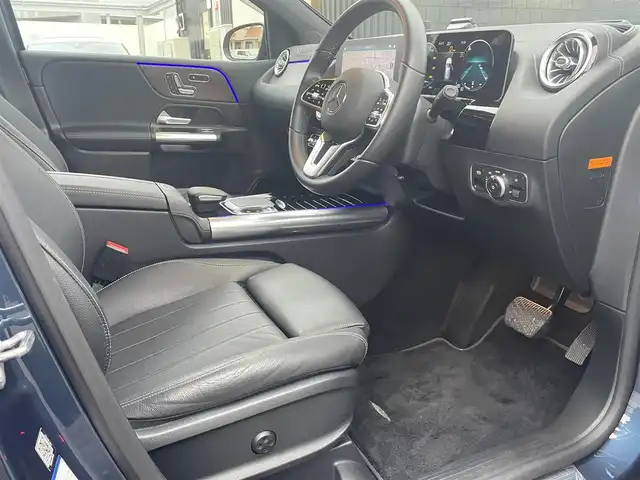 メルセデス・ベンツ Ｂ１８０ 静岡県 2019(令1)年 1万km デニムブルー レザーエクスクルーシブ/アドバンスパッケージ/MBUXナビフルセグTV Bluetooth/全方位カメラ/ブラックレザーシートシートヒーター /前席メモリーパワーシート/アンビエントライト /パワーバックドア /ドライブレコーダー/ワイヤレス充電/DSRCETC