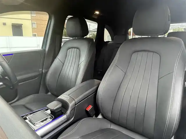 メルセデス・ベンツ Ｂ１８０ 静岡県 2019(令1)年 1万km デニムブルー レザーエクスクルーシブ/アドバンスパッケージ/MBUXナビフルセグTV Bluetooth/全方位カメラ/ブラックレザーシートシートヒーター /前席メモリーパワーシート/アンビエントライト /パワーバックドア /ドライブレコーダー/ワイヤレス充電/DSRCETC