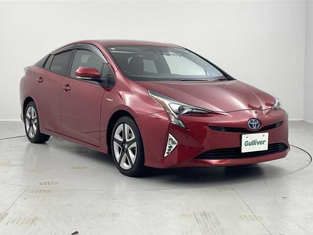 トヨタ プリウス A プレミアム　ツーリングセレ 茨城県 2015(平27)年 9.2万km エモーショナルレッド 純正9型ナビ　バックカメラ　Bluetooth　フルセグTV　ETC　ヘッドアップディスプレイ　レーダークルーズコントロール　レーンキープアシスト　LEDヘッドランプ　フォグランプ　純正17インチAW