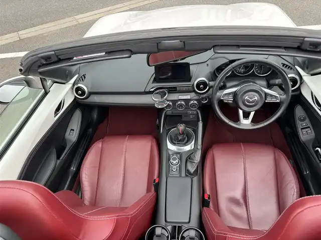 マツダ ロードスター 100周年特別記念車 奈良県 2020(令2)年 4.7万km スノーフレイクホワイトパールマイカ 100周年モデル /BOSEサウンド /HKSマフラー /リアウィングオートエグゼ /AUTOEXGシフトレバー /社外スロットコントロール /BSM /前方ドライブレコーダー  /赤合皮シート /前席シートヒーター