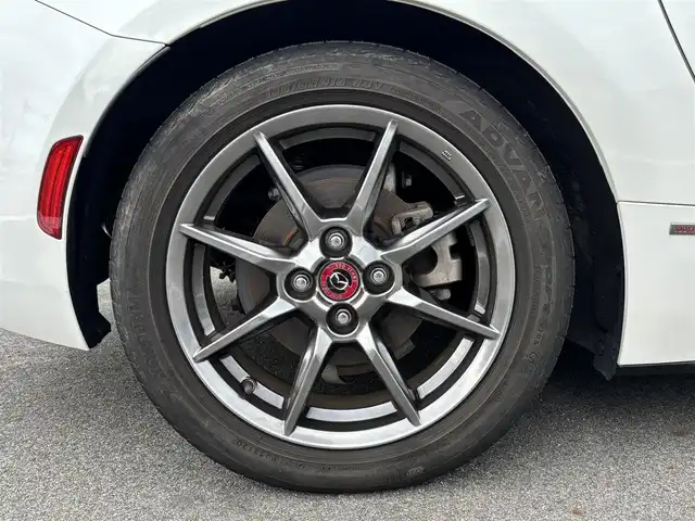 マツダ ロードスター 100周年特別記念車 奈良県 2020(令2)年 4.7万km スノーフレイクホワイトパールマイカ 100周年モデル /BOSEサウンド /HKSマフラー /リアウィングオートエグゼ /AUTOEXGシフトレバー /社外スロットコントロール /BSM /前方ドライブレコーダー  /赤合皮シート /前席シートヒーター