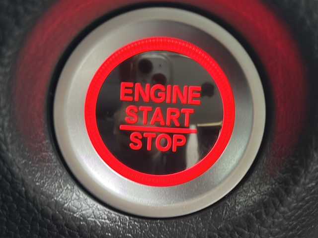 ホンダ Ｎ ＢＯＸ カスタム G L ホンダセンシング 佐賀県 2018(平30)年 4.2万km クリスタルブラックパール Gathers8インチナビ/バックカメラ/衝突被害軽減ブレーキ/路線逸脱警報/オートハイビーム/アダプティブクルーズコントロール/パワースライドドア/ドライブレコーダー/革調シートカバー/ステアリングリモコン/プッシュスタート/スマートキー/LEDヘッドライト/フォグライト/純正アルミホイール