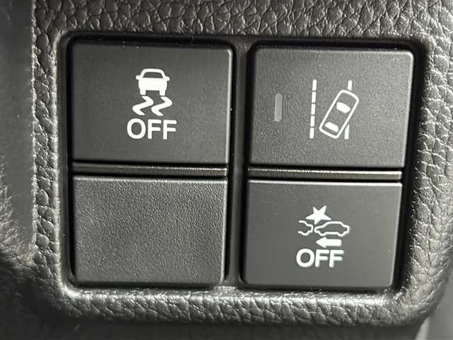 ホンダ Ｎ ＢＯＸ カスタム G L ホンダセンシング 佐賀県 2018(平30)年 4.2万km クリスタルブラックパール Gathers8インチナビ/バックカメラ/衝突被害軽減ブレーキ/路線逸脱警報/オートハイビーム/アダプティブクルーズコントロール/パワースライドドア/ドライブレコーダー/革調シートカバー/ステアリングリモコン/プッシュスタート/スマートキー/LEDヘッドライト/フォグライト/純正アルミホイール