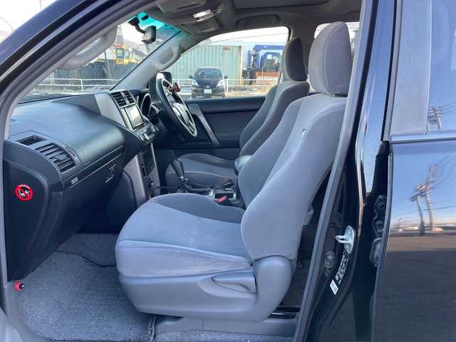 トヨタ ランドクルーザー プラド TX 道央・札幌 2009(平21)年 15.9万km ブラック ４ＷＤ/サンルーフ/純正ＨＤＤナビ/【ＣＤ／ＤＶＤ／ＢＴ／フルセグＴＶ】/バックカメラ/ＬＥＤ/フォグ／リアフォグランプ/ヘッドライトレベライザー/ドアミラーヒーター/ＥＴＣ/電動格納ミラー