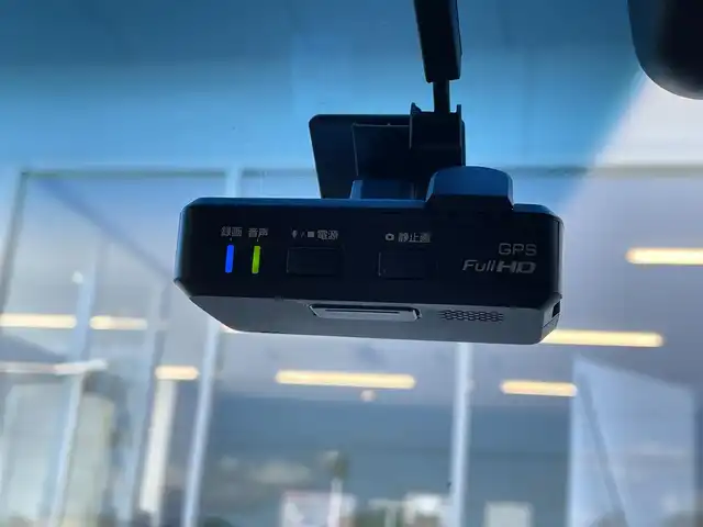 日産 フーガ 370GT FOUR 青森県 2017(平29)年 8.7万km ダークブルー ４WD/純正ナビ/フルセグTV/CD/DVD/BT/ドライブレコーダー/純正エンジンスターター/ETC/後席モニター/D席シートメモリ/前席パワーシート/オートライト/クルーズコントロール/オートライト