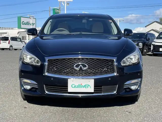 日産 フーガ 370GT FOUR 青森県 2017(平29)年 8.7万km ダークブルー ４WD/純正ナビ/フルセグTV/CD/DVD/BT/ドライブレコーダー/純正エンジンスターター/ETC/後席モニター/D席シートメモリ/前席パワーシート/オートライト/クルーズコントロール/オートライト