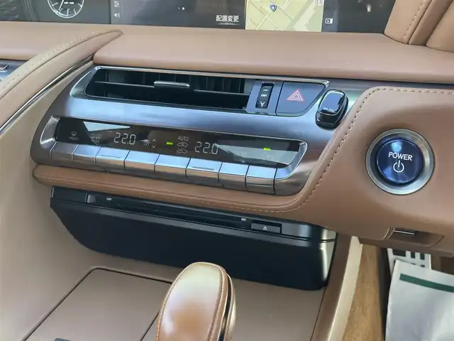 レクサス ＬＣ 500h Lパッケージ 宮崎県 2018(平30)年 5.5万km ラディアントレッドコントラストレイヤリング ガラスパノラマルーフ/レクサスセーフティセンス/・プリクラッシュセーフティ/・レーンキーピングアシスト/・オートマチックハイビーム/・レーダークルーズコントロール/・クリアランスソナー/ブラインドスポットモニター/ヘッドアップディスプレイ/純正10.3インチナビ/CD/DVD/BT/フルセグ/バックカメラ/ビルトインETC2.0/パドルシフト/ステアリングヒーター/本革シート/メモリ付パワーシート/シートヒーター/ベンチレーション/パワートランクリッド/純正LEDヘッドライト/純正21インチアルミホイール