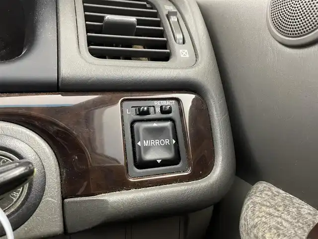 トヨタ マークⅡ グランデ 福井県 1997(平9)年 12.7万km ホワイトパールマイカ 純正オーディオ/社外アルミ付夏タイヤ車載/純正ヘッドライト/純正フロントフォグ/電動格納ミラー/リモコンキー/パワーシート