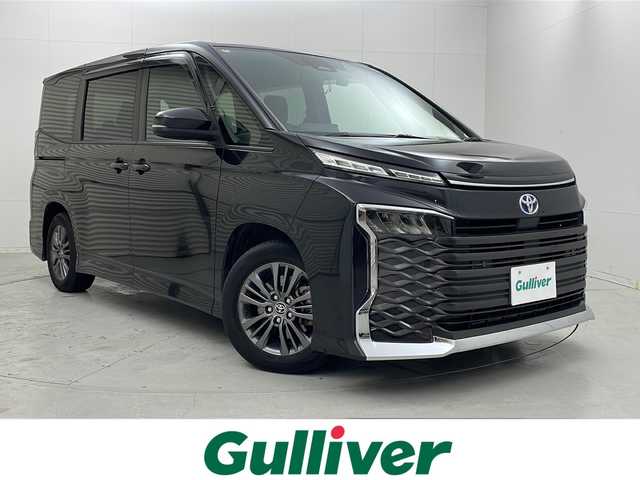 トヨタ ヴォクシー ハイブリッド S－G 茨城県 2022(令4)年 4.1万km グリッターブラックガラスフレーク 純正メモリナビ/CD/DVD/Bluetooth/フルセグ/HDMI/バックカメラ/前後ドライブレコーダー/ドアバイザー/ヘッドライトレベライザー/LEDヘッドライト/純正16インチAW/アダプティブクルーズコントロール/スマートキー2本/LED