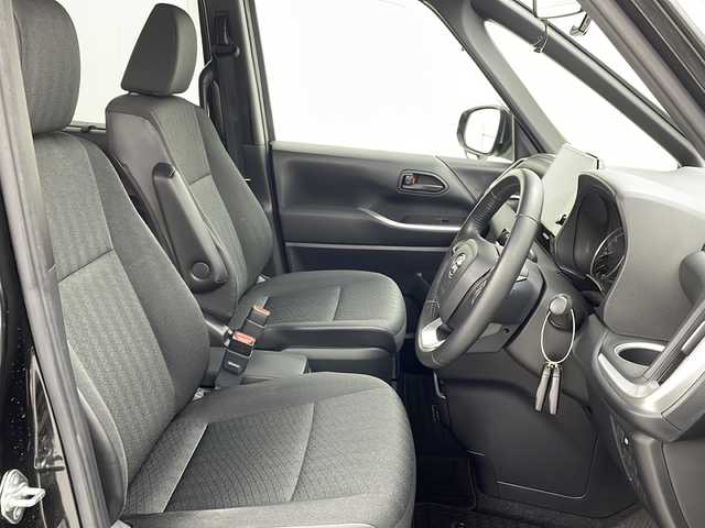 トヨタ ヴォクシー ハイブリッド S－G 茨城県 2022(令4)年 4.1万km グリッターブラックガラスフレーク 純正メモリナビ/CD/DVD/Bluetooth/フルセグ/HDMI/バックカメラ/前後ドライブレコーダー/ドアバイザー/ヘッドライトレベライザー/LEDヘッドライト/純正16インチAW/アダプティブクルーズコントロール/スマートキー2本/LED