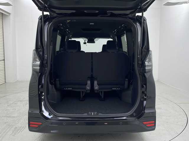 トヨタ ヴォクシー ハイブリッド S－G 茨城県 2022(令4)年 4.1万km グリッターブラックガラスフレーク 純正メモリナビ/CD/DVD/Bluetooth/フルセグ/HDMI/バックカメラ/前後ドライブレコーダー/ドアバイザー/ヘッドライトレベライザー/LEDヘッドライト/純正16インチAW/アダプティブクルーズコントロール/スマートキー2本/LED