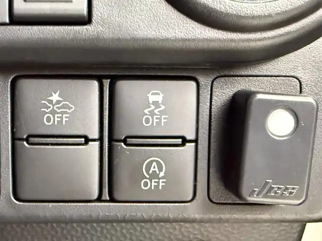 トヨタ ルーミー カスタムG 埼玉県 2022(令4)年 1.2万km パールホワイトⅢ 純正８型ＤＡ　全方位　温シート　両側電動　ＥＴＣ　オートハイビーム コーナーセンサー レーダークルーズコントロール レーンキープアシスト 衝突軽減システム 純正14インチホイール スペアキー