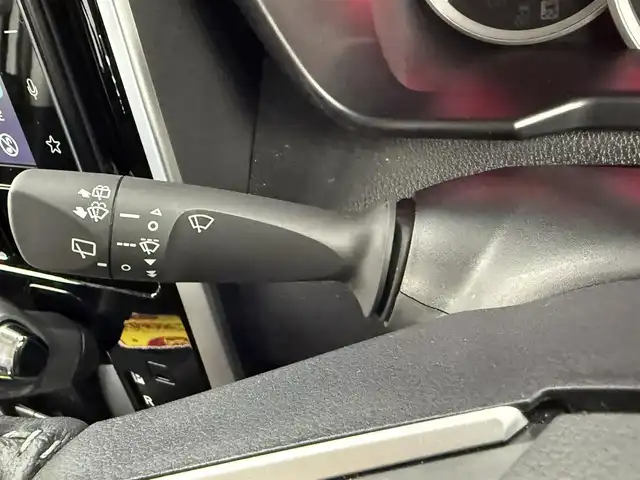 トヨタ ルーミー カスタムG 埼玉県 2022(令4)年 1.2万km パールホワイトⅢ 純正８型ＤＡ　全方位　温シート　両側電動　ＥＴＣ　オートハイビーム コーナーセンサー レーダークルーズコントロール レーンキープアシスト 衝突軽減システム 純正14インチホイール スペアキー