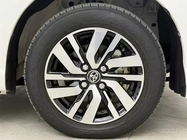 トヨタ ルーミー カスタムG 埼玉県 2022(令4)年 1.2万km パールホワイトⅢ 純正８型ＤＡ　全方位　温シート　両側電動　ＥＴＣ　オートハイビーム コーナーセンサー レーダークルーズコントロール レーンキープアシスト 衝突軽減システム 純正14インチホイール スペアキー