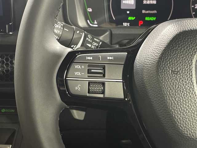 ホンダ ステップワゴン スパーダ eHEV 神奈川県 2025(令7)年 0.1千km プラチナホワイトパール 登録済未使用車/e:HEV/ホンダセンシング/11.4インチナビ/Honda CONNECT/ワンオーナー/前席シートヒーター/LEDヘッドライト/スマートキー/スペアキー/メモリナビ/フルセグテレビ/バックカメラ/アイドリングストップ/オットマン/プッシュスタート/ステアリングスイッチ/電動パーキングブレーキ/ブレーキオートホールド/両側パワースライドドア/パワーバックドア/オートライト/オートマチックハイビーム/フォグランプ/電動格納ミラー/取扱説明書/保証書/衝突軽減ブレーキ/後方誤発進抑制機能/歩行者事故低減ステアリング/渋滞追従機能付アダプティブクルーズコントロール/車線維持支援システム/先行者発信お知らせ機能/急アクセル抑制スイッチ/誤発進抑制機能/近距離衝突軽減ブレーキ/路外逸脱抑制機能/トラフィックジャムアシスト/標識認識機能/ブラインドスポットインフォメーション